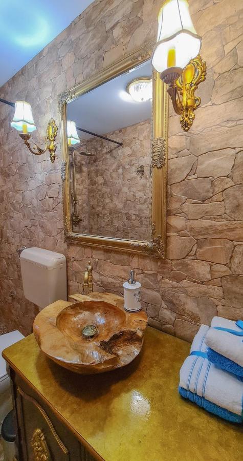 Kaya House Apartment Nerezisca Luaran gambar