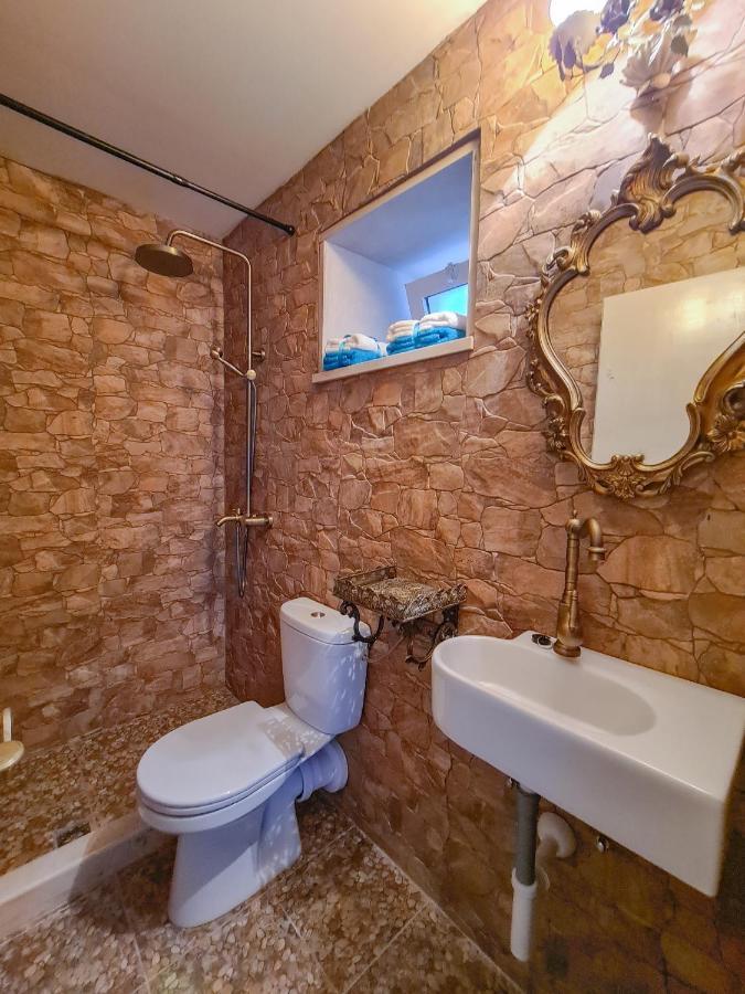 Kaya House Apartment Nerezisca Luaran gambar